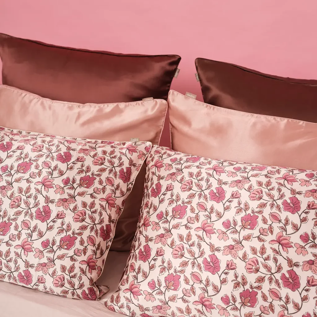 Emily's Pillow -Taie d'Oreiller 100% Pure Soie de Mûrier fleuri